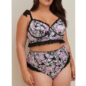 Torrid Satin Butterfly High Rise Thong Panty Ruffle/ Cut Out Details Plus Size